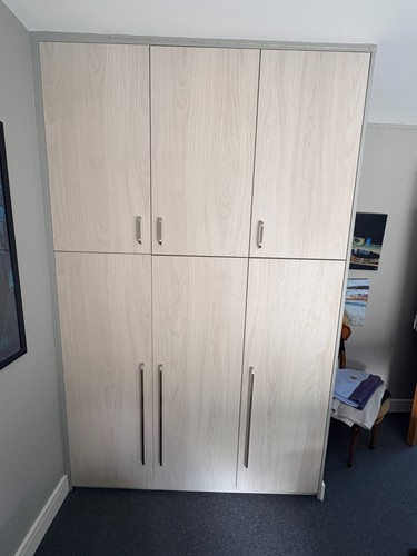 White wood effect wardrobe