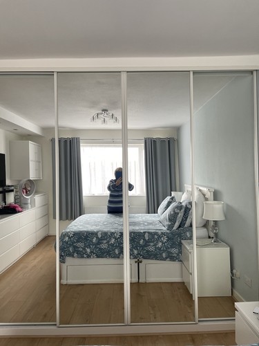 Four sliding mirrored wardrobe - mirrored,